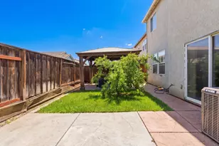 1574 Hearthsong Dr, Manteca, CA 95337 - Photo 31