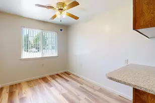 1909 10th Ave, Olivehurst, CA 95961 - Photo 9