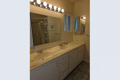 W Ashlan Avenue #25, Fresno, CA 93705 - Photo 37