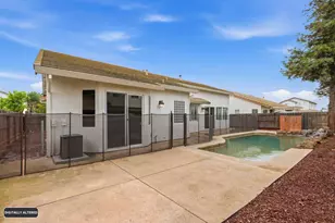 1070 Steele Way, Galt, CA 95632 - Photo 27