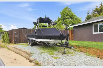 9101 Vernetta Way, Elk Grove, CA 95624 - Photo 35