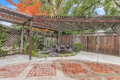 61 Saratoga Circle, Sacramento, CA 95864 - Photo 9