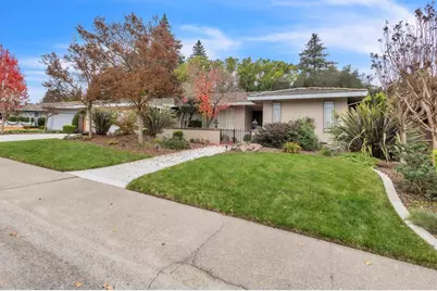 61 Saratoga Circle, Sacramento, CA 95864 - Photo 3