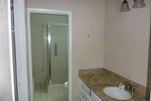 2034 Venetian Dr, Stockton, CA 95207 - Photo 17