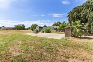 1574 5th Ave, Olivehurst, CA 95961 - Photo 27