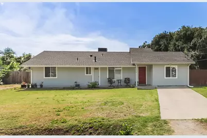 1574 5th Avenue, Olivehurst, CA 95961 - Photo 1