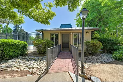 3224 Casitas Bonito, Sacramento, CA 95825 - Photo 37