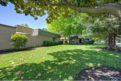 3224 Casitas Bonito, Sacramento, CA 95825 - Photo 35