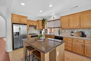 10250 Canadeo Cir, Elk Grove, CA 95757 - Photo 19