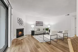 2402 Larkspur Ln, Sacramento, CA 95825 - Photo 3