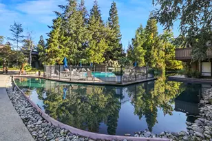 2402 Larkspur Ln, Sacramento, CA 95825 - Photo 45