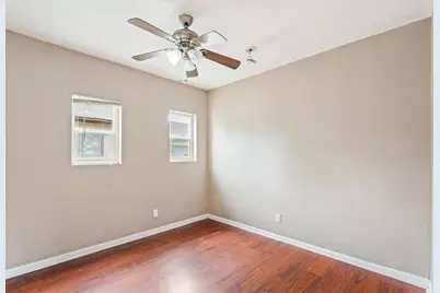 5410 Mendocino Boulevard, Sacramento, CA 95820 - Photo 13