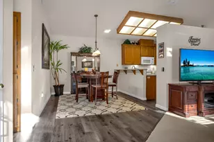 5740 Laguna Park Dr, Elk Grove, CA 95758 - Photo 3