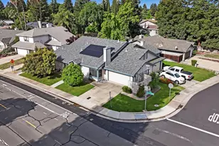5740 Laguna Park Dr, Elk Grove, CA 95758 - Photo 23