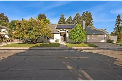 5740 Laguna Park Drive #B, Elk Grove, CA 95758 - Photo 1
