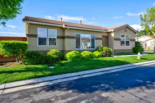 824 El Tesoro Ln, Los Banos, CA 93635 - Photo 3