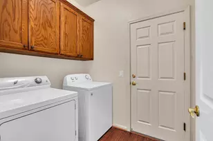 824 El Tesoro Ln, Los Banos, CA 93635 - Photo 25