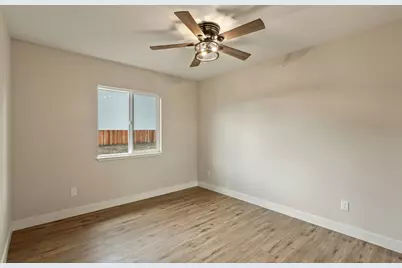 447 N Shasta Avenue, Stockton, CA 95205 - Photo 19