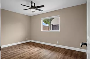 6710 Manassero Way, Sacramento, CA 95820 - Photo 15