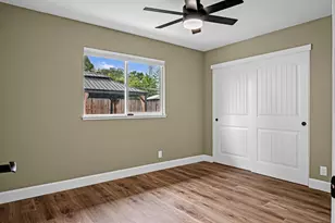 6710 Manassero Way, Sacramento, CA 95820 - Photo 13