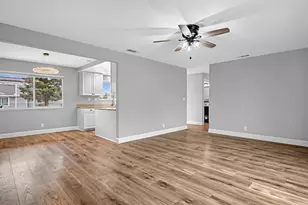 6710 Manassero Way, Sacramento, CA 95820 - Photo 9