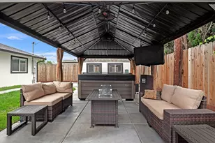 6710 Manassero Way, Sacramento, CA 95820 - Photo 27