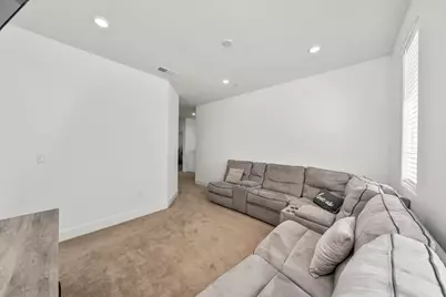 4385 Hawkfinch Circle, Rancho Cordova, CA 95742 - Photo 25