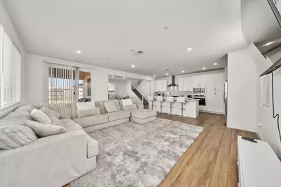 4385 Hawkfinch Circle, Rancho Cordova, CA 95742 - Photo 11