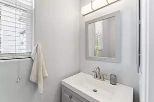 5730 Amnest Way, Sacramento, CA 95835 - Photo 19