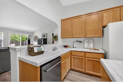 160 Mike Gartrell Circle, Sacramento, CA 95835 - Photo 13