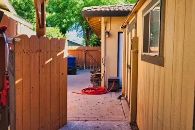 2613 S Surrey Avenue, Modesto, CA 95355 - Photo 51