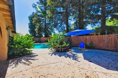 2613 S Surrey Avenue, Modesto, CA 95355 - Photo 13