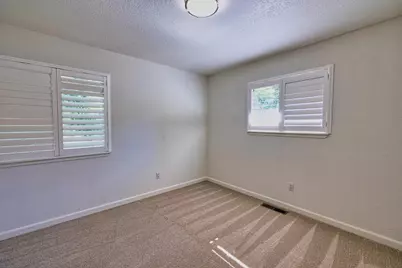 2613 S Surrey Avenue, Modesto, CA 95355 - Photo 41