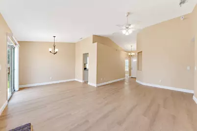 8455 Auberry Drive, Sacramento, CA 95828 - Photo 17