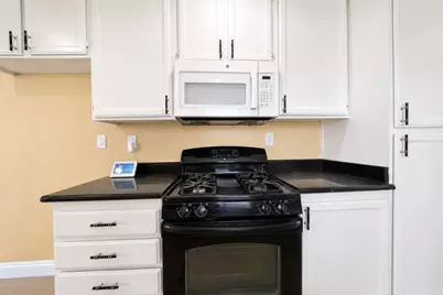 8455 Auberry Drive, Sacramento, CA 95828 - Photo 11