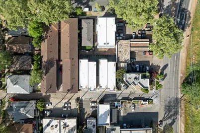 2817 Democracy Alley, Sacramento, CA 95816 - Photo 43