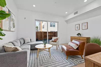 2817 Democracy Alley, Sacramento, CA 95816 - Photo 15