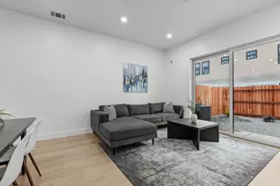 2821 Democracy Alley, Sacramento, CA 95816 - Photo 13