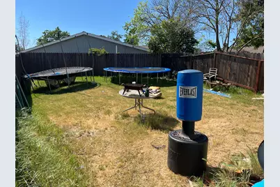 11076 Erla Court, Rancho Cordova, CA 95670 - Photo 17