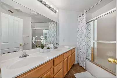 7828 Calzada Way, Elk Grove, CA 95758 - Photo 47