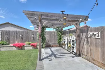 2129 Redding Way, Atwater, CA 95301 - Photo 51