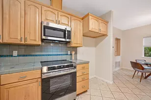 2121 Perkins Way, Sacramento, CA 95818 - Photo 17