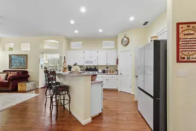 8450 Alameda Park Drive, Elk Grove, CA 95624 - Photo 17