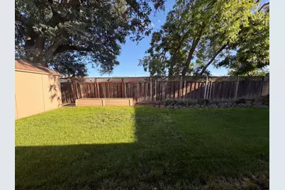 9648 Elmira Circle, Sacramento, CA 95827 - Photo 21