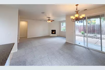 8532 Hawley Way, Elk Grove, CA 95624 - Photo 3