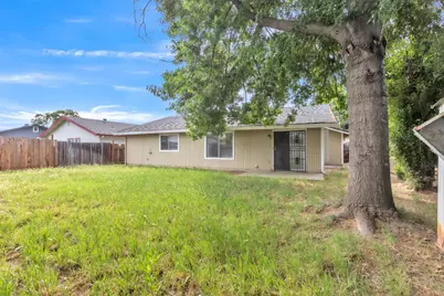 19 Meadow Breeze Court, Sacramento, CA 95823 - Photo 25