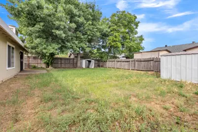 19 Meadow Breeze Court, Sacramento, CA 95823 - Photo 27