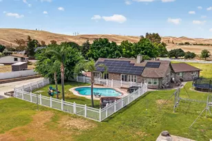 34672 Bernard Rd, Tracy, CA 95377 - Photo 1