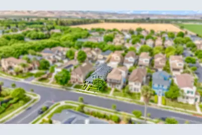 633 Castle Haven Drive, Tracy, CA 95377 - Photo 31