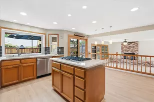 8904 Royal Gate Way, Elk Grove, CA 95624 - Photo 31